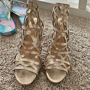 Vince Camuto heels